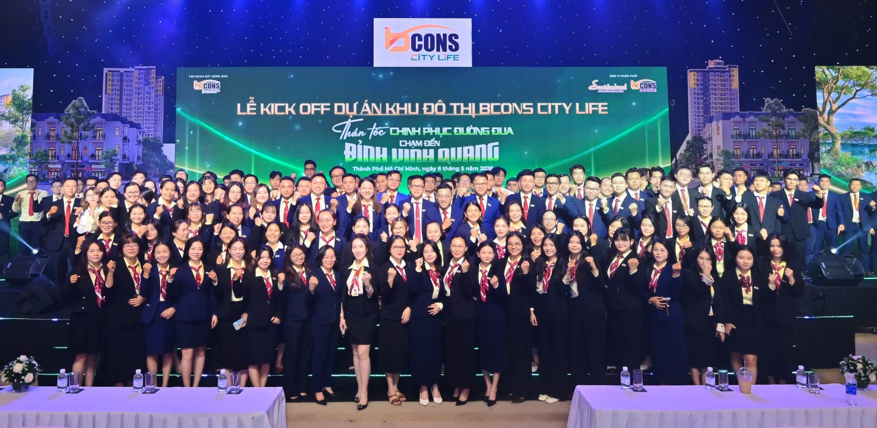 Tập thể nhân viên Bcons Homes